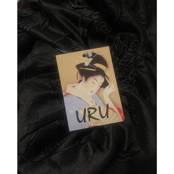 URU Women's XL Black Silk Floral Embroidered Wide Leg Roomy Pull On Pants NWT - Picture 3 of 4